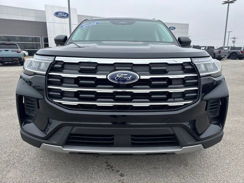 New 2026 Ford Explorer Active image 9