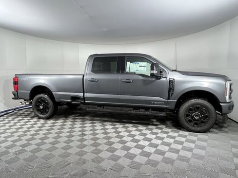 New 2026 Ford F350 Lariat w/ Black Appearance Package image 5