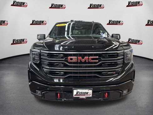Used 2025 GMC Sierra 1500 AT4 w/ AT4 Premium Package AWD/4WD image 2