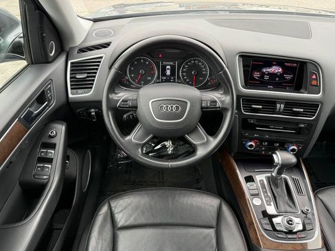 Used 2016 Audi Q5 2.0T Premium Plus w/ Technology Package AWD/4WD image 38