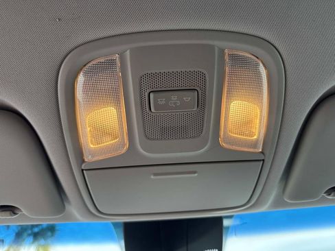 Used 2020 Kia Sportage LX image 43