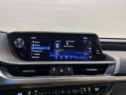 Used 2020 Lexus ES 350 w/ Accessory Package FWD image 23