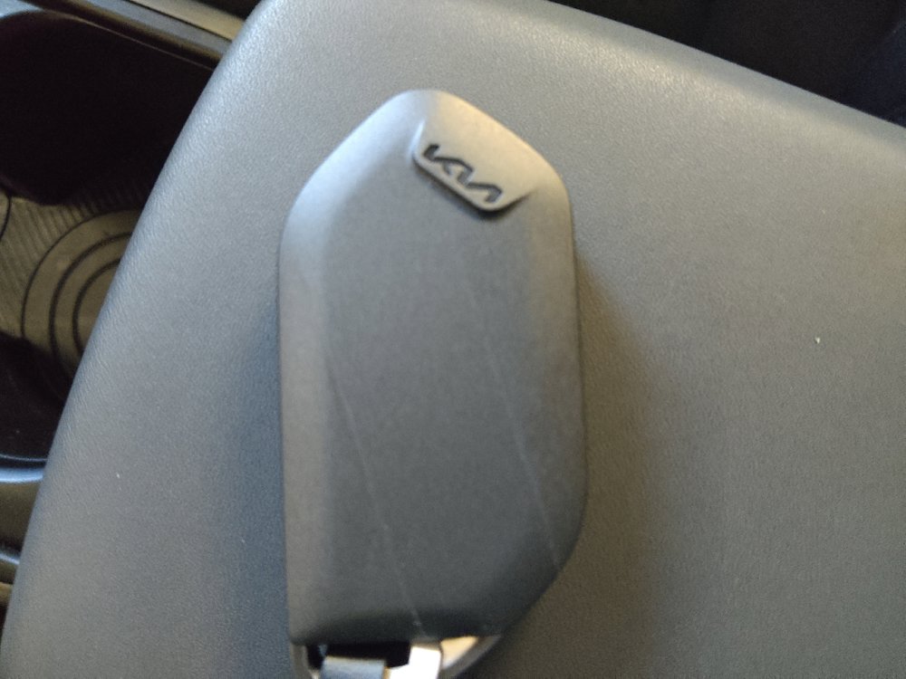 Used 2025 Kia K4 FWD image 32
