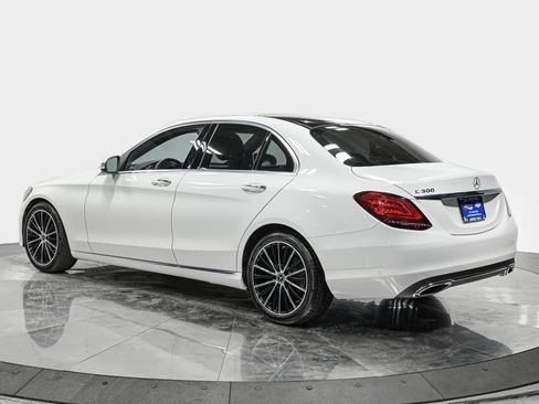 Used 2021 Mercedes-Benz C 300 Sedan image 4