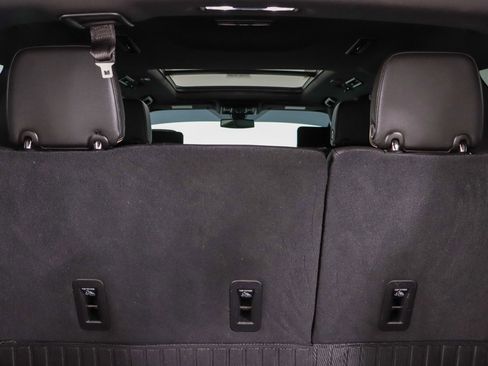 Used 2021 GMC Yukon SLT w/ SLT Premium Package RWD image 35