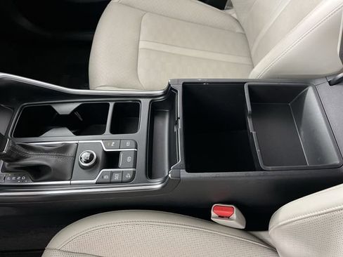 Certified 2025 Kia Sorento EX w/ Panoramic Sunroof Package FWD image 21