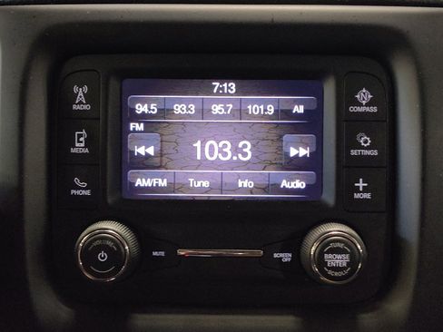 Used 2018 Jeep Compass Sport FWD image 25