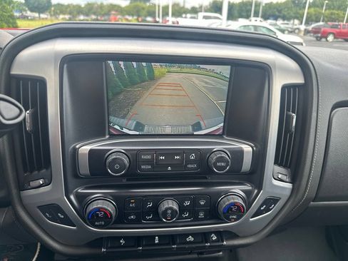 Used 2017 GMC Sierra 1500 SLT w/ SLT Premium Package AWD/4WD image 18
