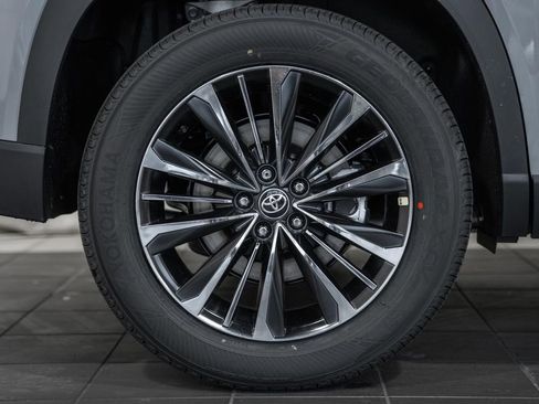 New 2026 Toyota Grand Highlander AWD Hybrid image 19