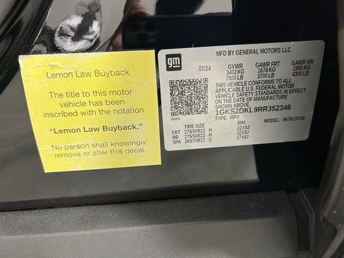 Used 2024 GMC Yukon Denali w/ Denali Reserve Package image 35