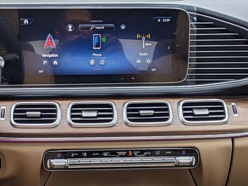 Used 2025 Mercedes-Benz GLE 450 4MATIC image 11