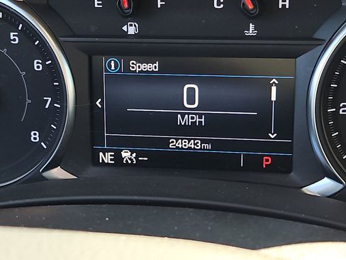 Used 2023 GMC Terrain SLE w/ Driver Convenience Package FWD image 19