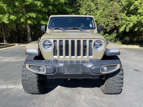 Used 2020 Jeep Gladiator Overland w/ Popular Equipment Package image 3