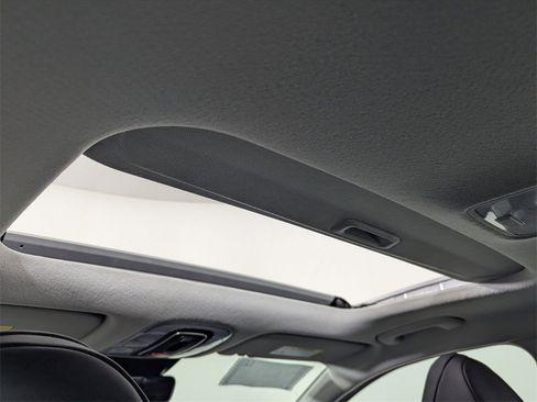 New 2026 Hyundai Elantra Limited image 27