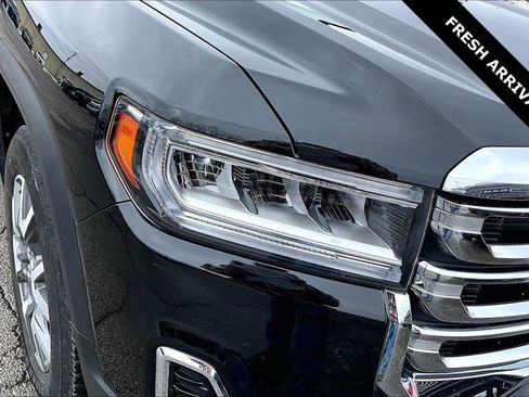 Used 2023 GMC Acadia SLE w/ Driver Convenience Package image 30