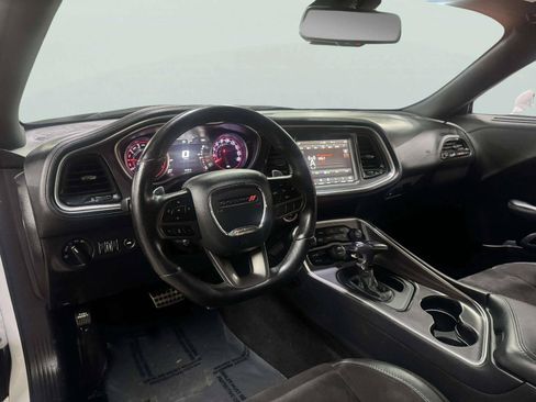 Used 2020 Dodge Challenger R/T Scat Pack RWD image 23