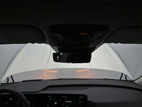 New 2026 Kia Carnival SX Prestige image 32