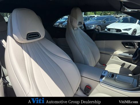 Certified 2025 Mercedes-Benz CLE 53 AMG 4MATIC Cabriolet image 28