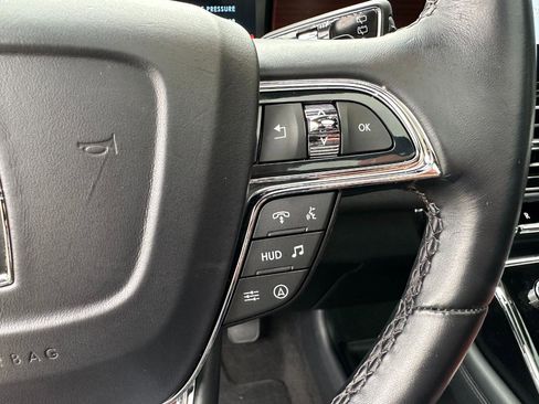 Used 2023 Lincoln Navigator Reserve AWD/4WD image 47