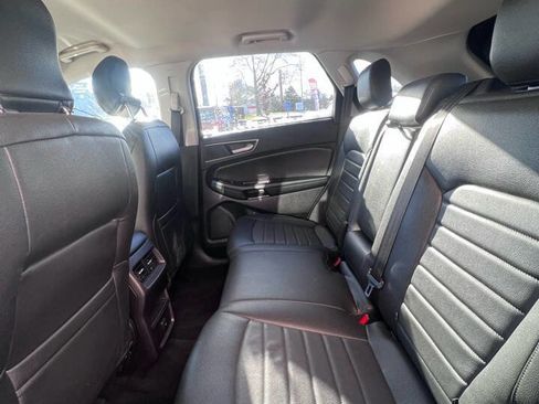 Used 2017 Ford Edge SEL image 7