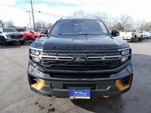 Certified 2025 Ford Expedition Tremor image 9