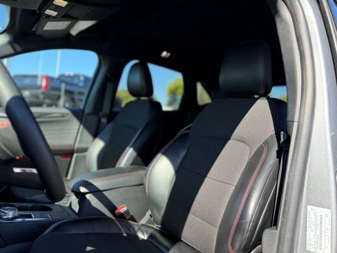 Used 2024 Ford Escape ST-Line image 15