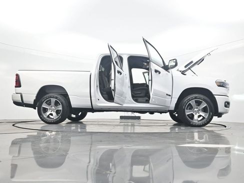 New 2026 RAM 1500 Express image 47