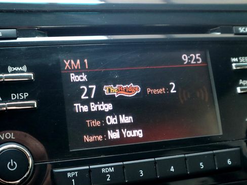 Used 2015 Nissan Altima 2.5 SV image 64