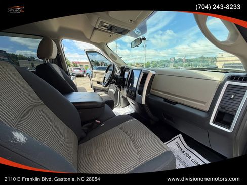 Used 2009 Dodge Ram 1500 Truck SLT AWD/4WD image 14