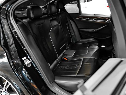 Used 2017 BMW 540i RWD image 38
