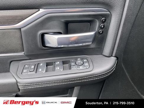 Used 2025 RAM 2500 Laramie AWD/4WD image 26