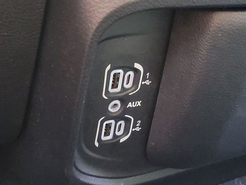 Used 2025 RAM 1500 Classic Warlock AWD/4WD image 27
