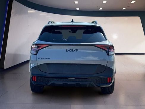 Certified 2025 Kia Sportage X-Line w/ Premium Package AWD/4WD image 4