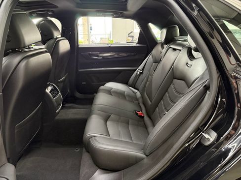 Used 2018 Cadillac CT6 Luxury image 14