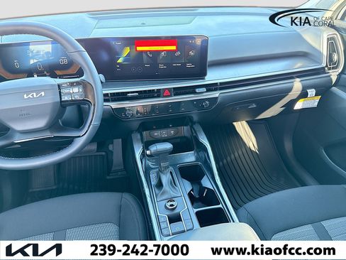 New 2026 Kia Sorento LX image 18