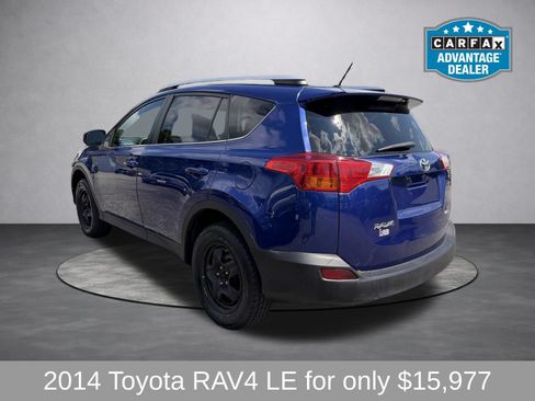 Used 2014 Toyota RAV4 LE AWD/4WD image 7