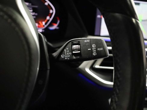 Used 2020 BMW X7 M50i w/ Executive Package image 27