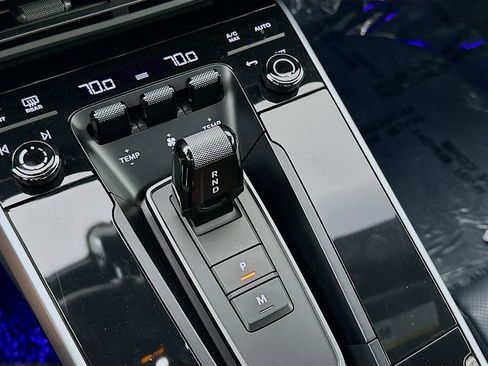 Used 2024 Porsche 911 Carrera S image 19