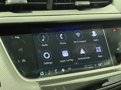 Certified 2024 Cadillac XT6 Luxury w/ LPO, Floor Liner Package AWD/4WD image 24