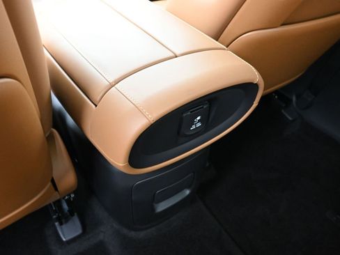 Certified 2026 Hyundai Palisade Calligraphy image 36