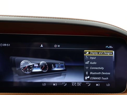 Used 2019 Mercedes-Benz Maybach S 560 4MATIC image 43