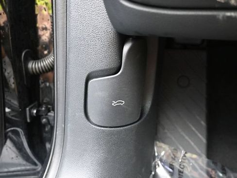 Used 2024 Audi A4 2.0T Premium Plus AWD/4WD image 25