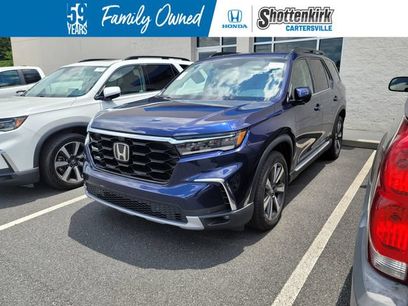 Used 2025 Honda Pilot Elite