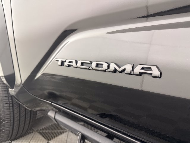Certified 2025 Toyota Tacoma TRD Sport w/ TRD Sport Upgrade Package AWD/4WD image 14