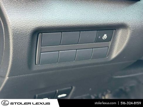 Used 2023 Nissan Kicks SR w/ SR Premium Package image 23