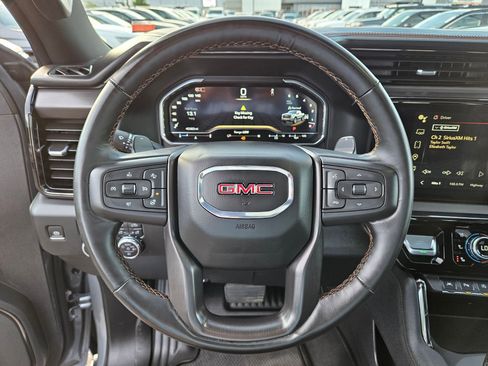 Used 2024 GMC Sierra 1500 AT4 w/ AT4 Premium Package AWD/4WD image 20