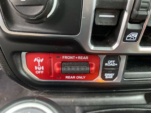 Used 2021 Jeep Wrangler Unlimited Rubicon AWD/4WD image 13