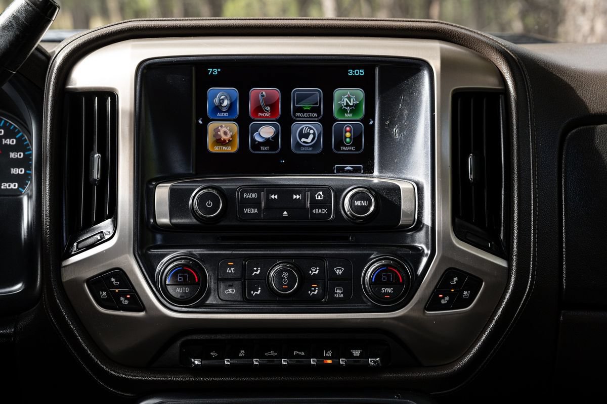Used 2019 GMC Sierra 3500 Denali AWD/4WD image 19