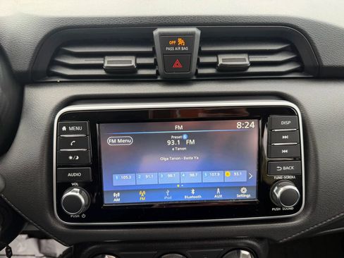 Used 2024 Nissan Versa S w/ Trunk Package image 18