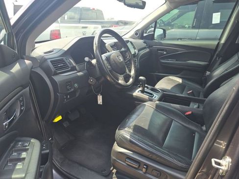 Used 2019 Honda Pilot EX-L image 11